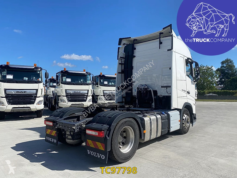 Traktor Volvo 500