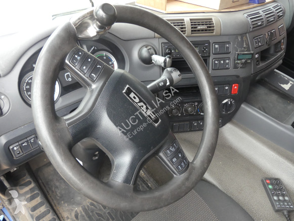 Traktor DAF CF440 FT
