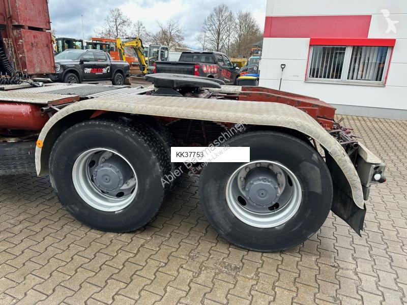 Traktor Mercedes 2635 S SK