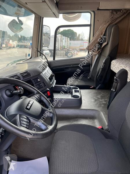 Traktor DAF 440