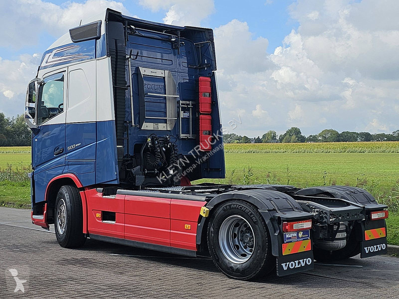 Traktor Volvo 500