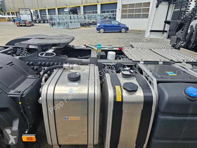 Traktor Volvo AERO 500 4x2 LG* 2-Kreis...