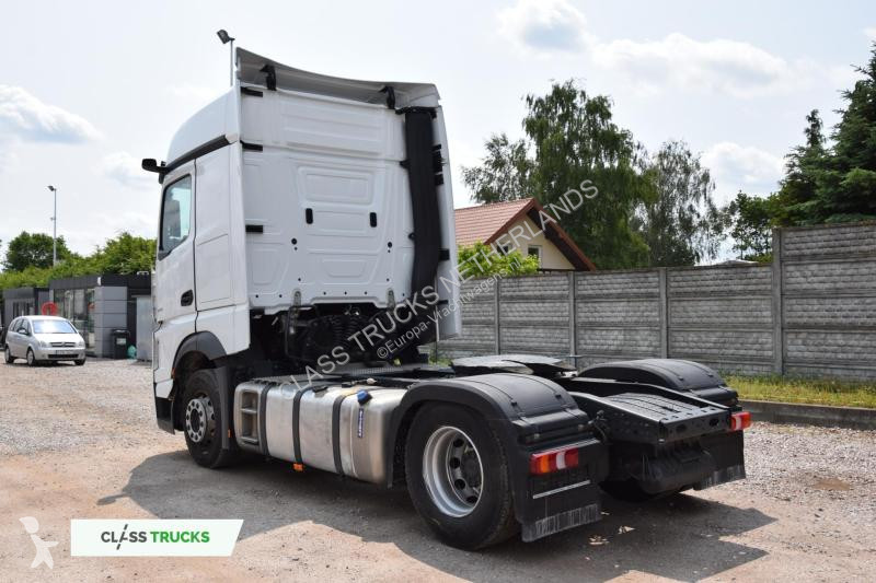 Traktor Mercedes 5 1845 BigSpace