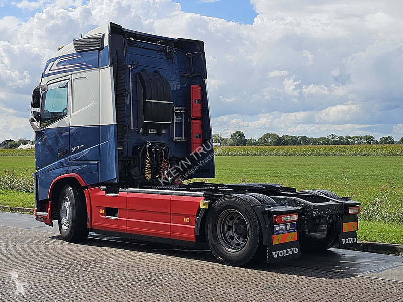 Traktor Volvo 500
