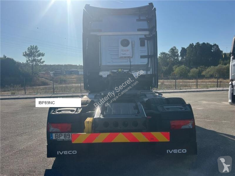 جرار Iveco S-WAY 500