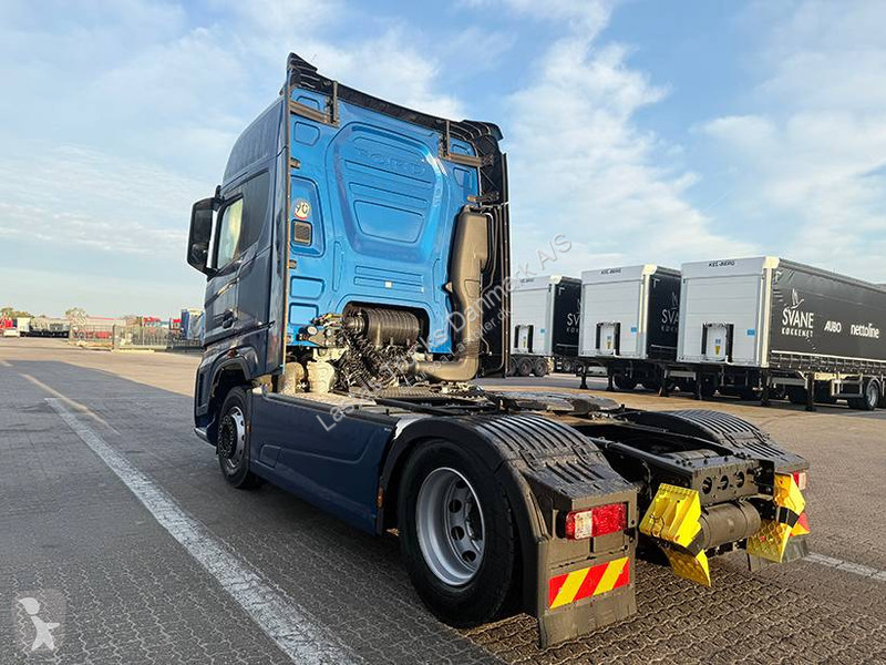 Traktor Ford F-Max 4x2 PS500