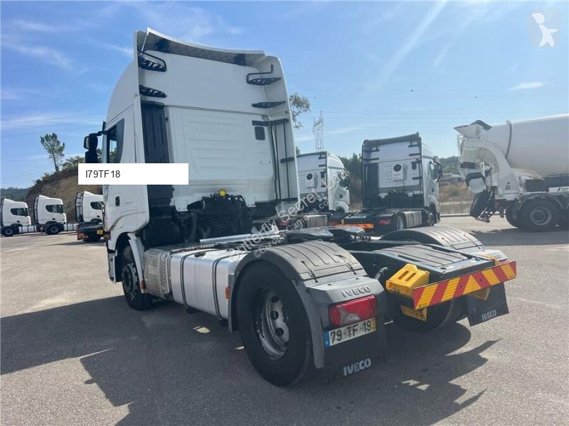 Iveco AS440S46T/P tractor unit