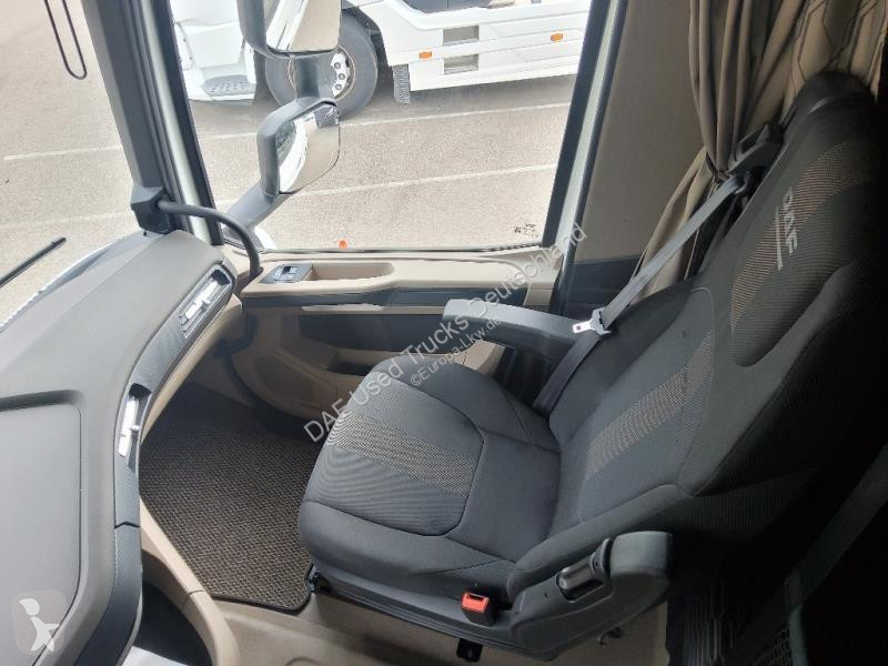 Trekker DAF XG  FT 4X2
