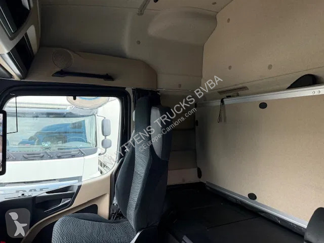 جرار Mercedes 1845  1845
