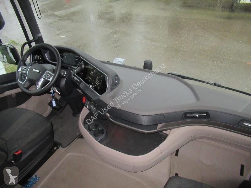 جرار DAF XG  FT 4X2