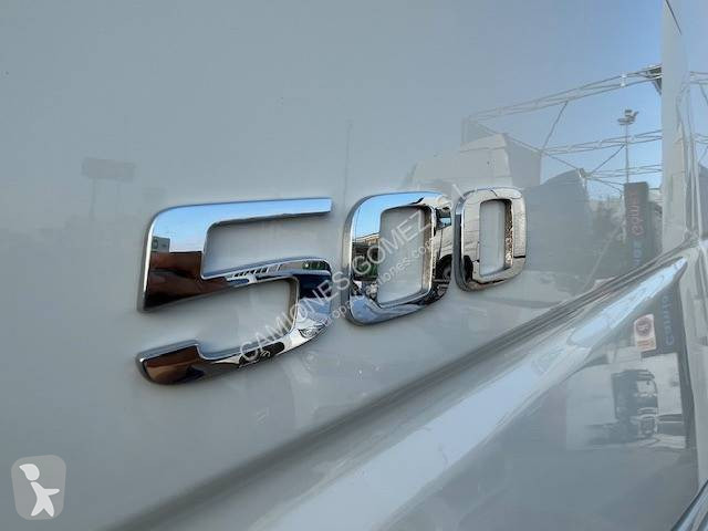 جرار Volvo 500