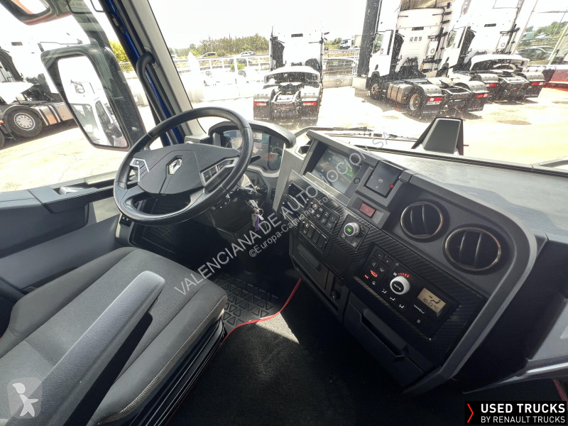 جرار Renault