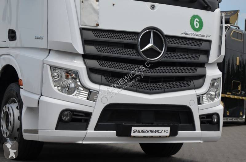 جرار Mercedes