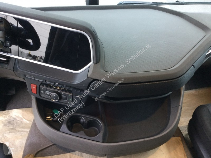 Tratores DAF XFn  FT 4X2
