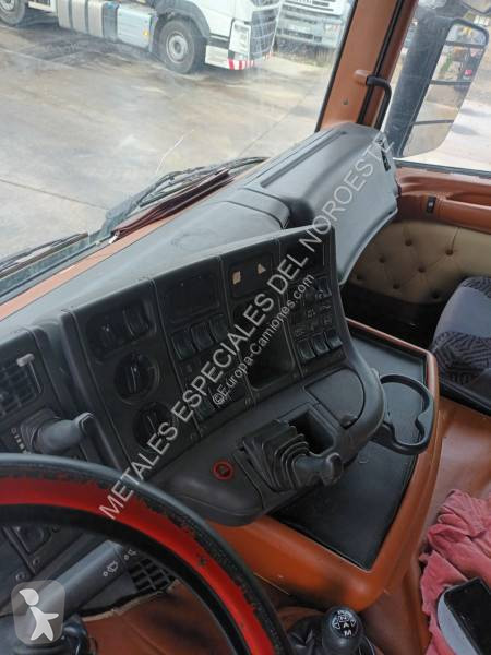 جرار Scania