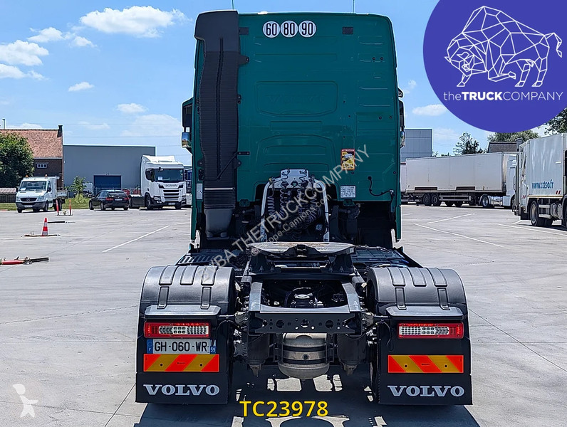 جرار Volvo 500