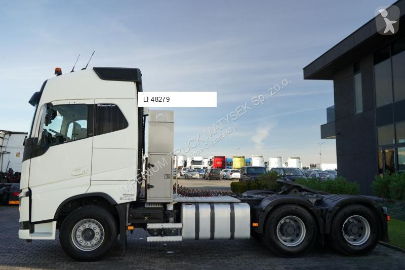 Влекач Volvo