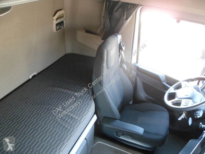 Tratores DAF XFn  FT 4X2