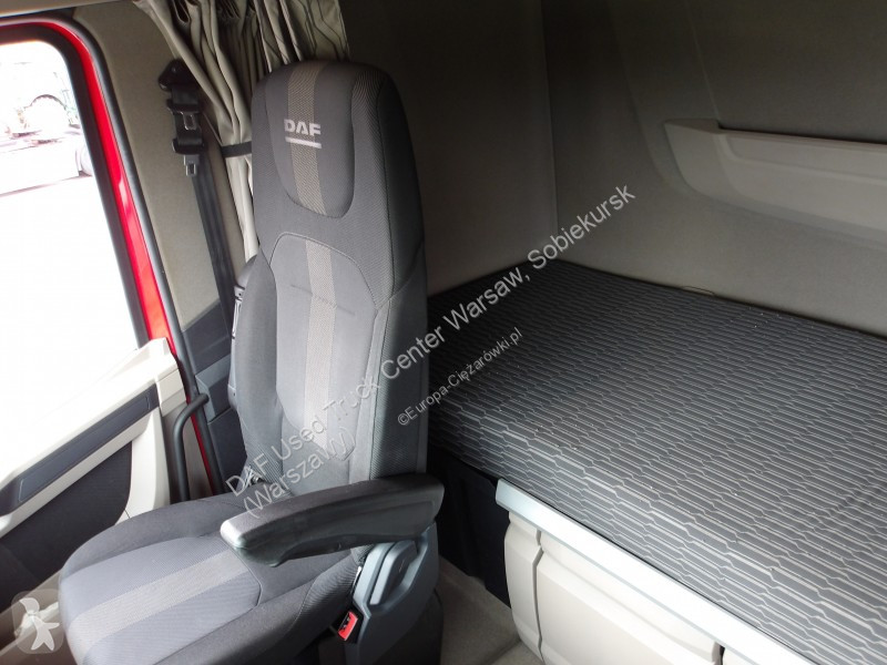 Tahač DAF XG  FT 4X2