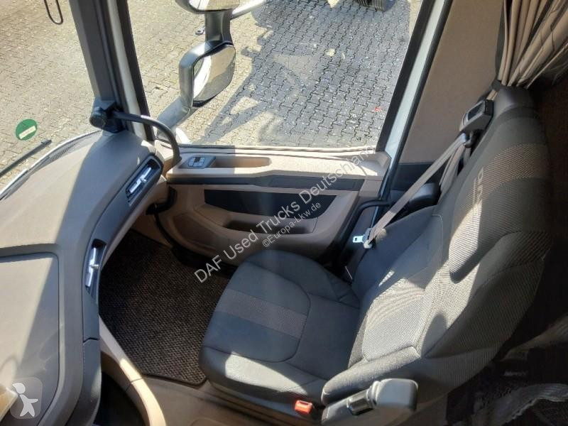 Traktor DAF XG  FT 4X2