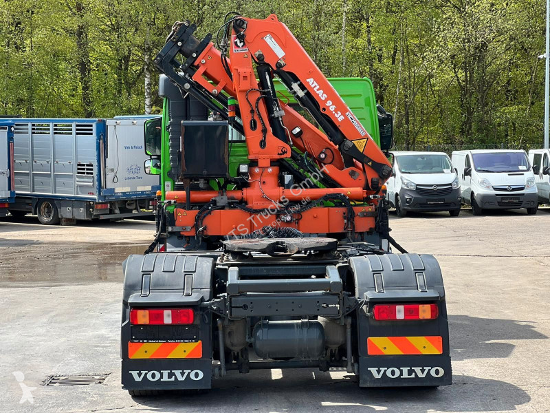 جرار Volvo 330 4x2 mit Atlas AK96.3E Ladekran
