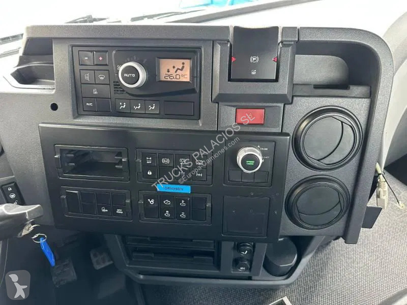 جرار Renault 430