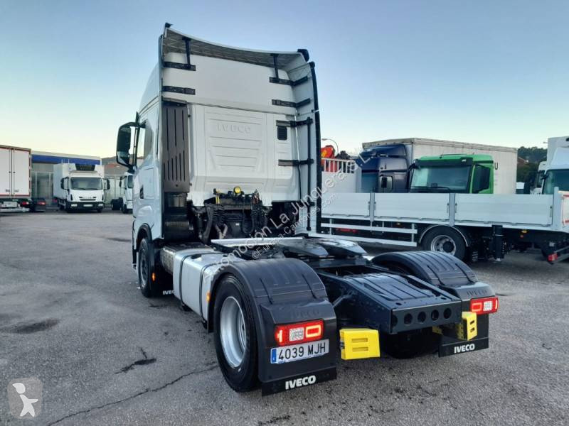 جرار Iveco