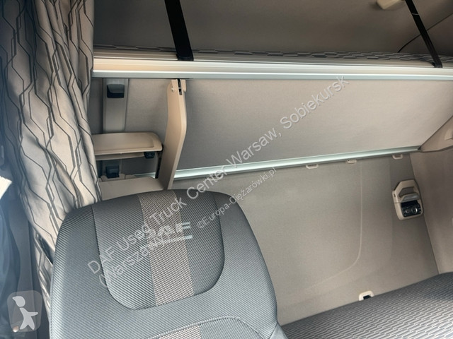 Tahač DAF XFn  FT 4X2