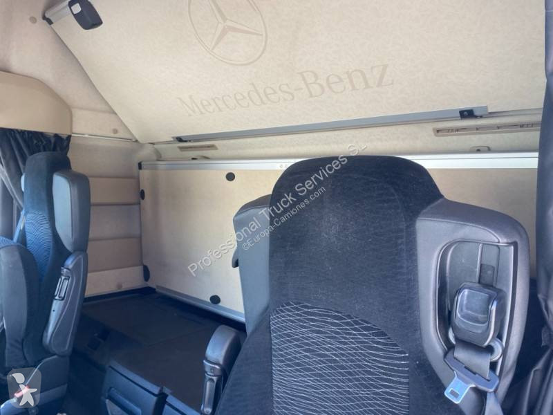 جرار Mercedes