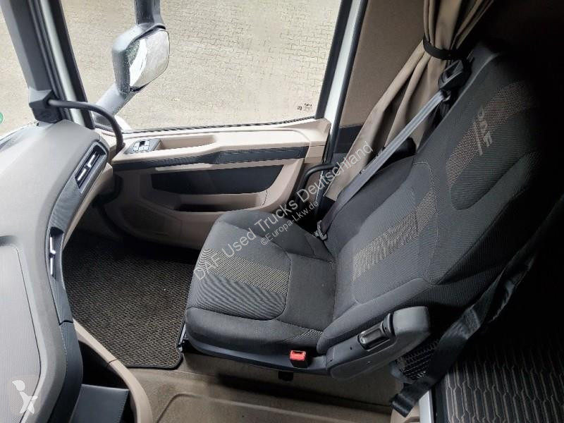 Nyergesvontató DAF 480 FT 4X2