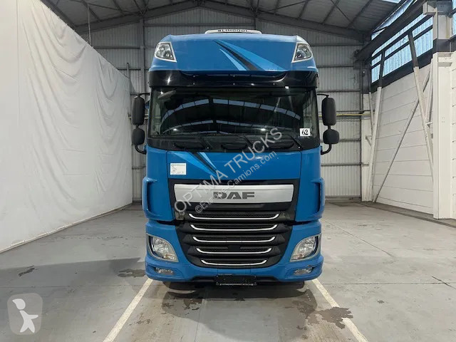 جرار DAF 106460 SUPERSPACECAB