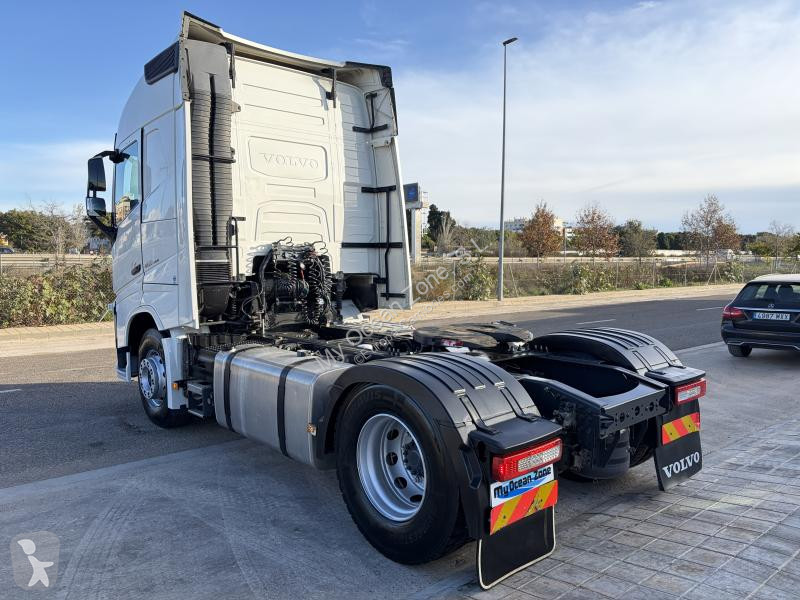 جرار Volvo 460 FH