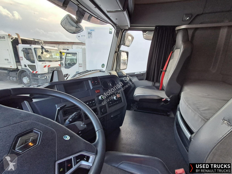 جرار Renault