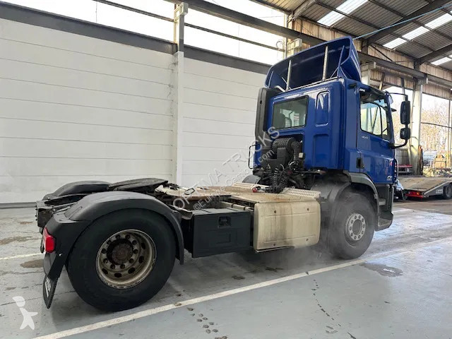 جرار DAF 400