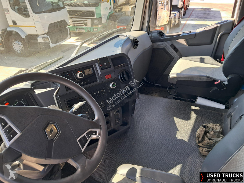جرار Renault