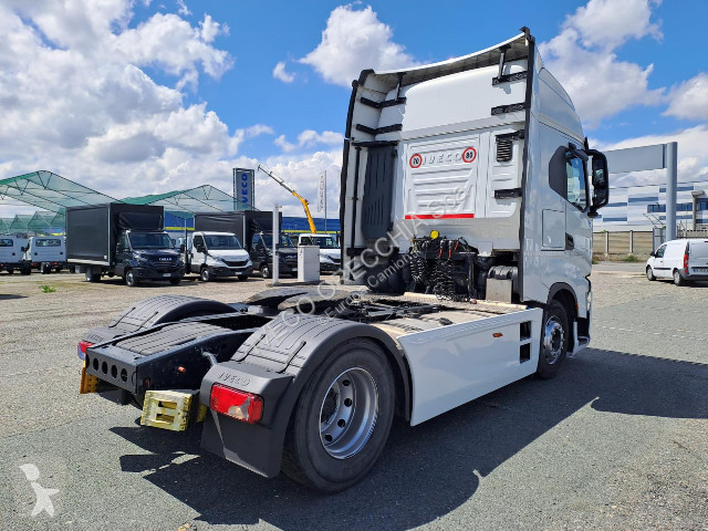 جرار Iveco S-WAY AS440S51T/P