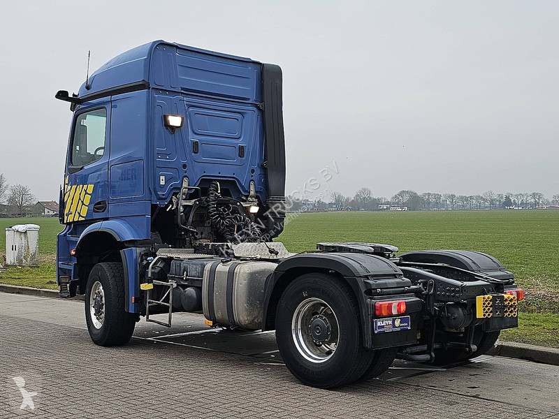 Влекач Mercedes AROCS 1843 4X4 ALLRAD PTO MP5