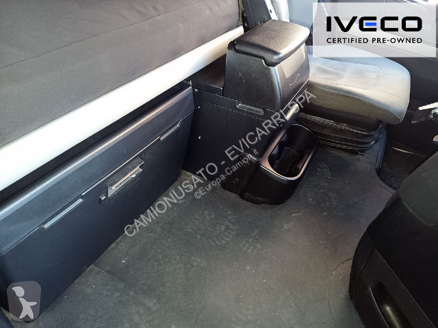 جرار Iveco S-Way AS440ST/P