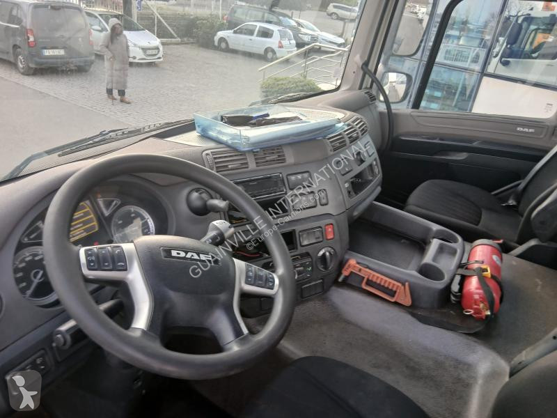 جرار DAF 410
