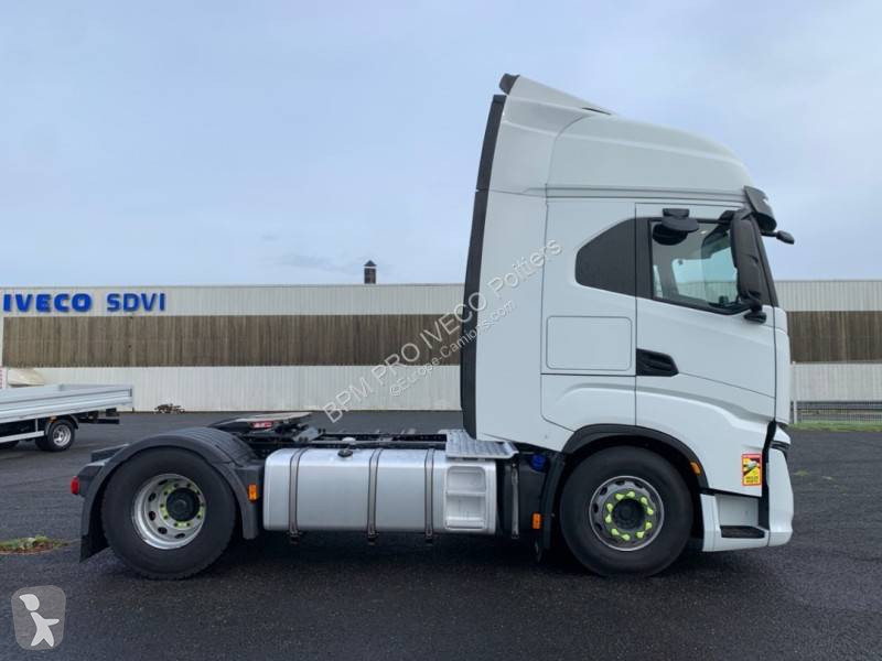 جرار Iveco