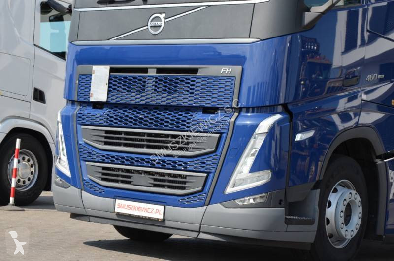 Cap tractor Volvo