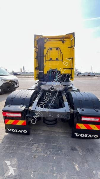 جرار Volvo