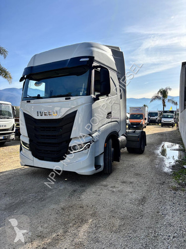 Tracteur Iveco