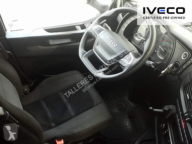 جرار Iveco Stralis AS440S49T/P