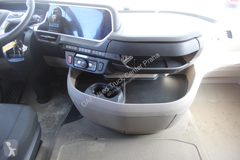 Tahač DAF XG  FT 4X2