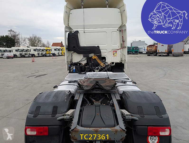 جرار DAF 440