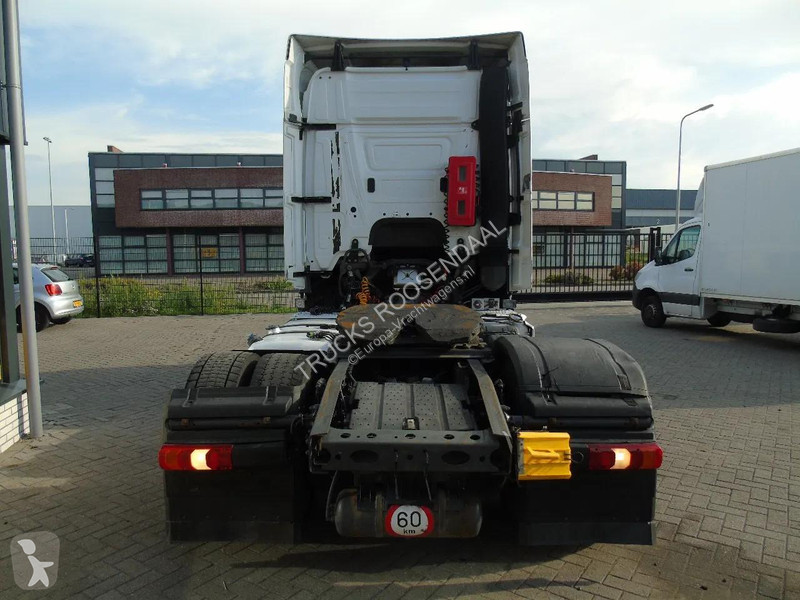 جرار Mercedes 1842 + euro 5 + spoiler