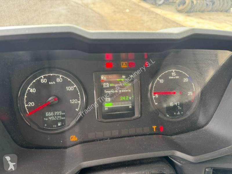 جرار Scania