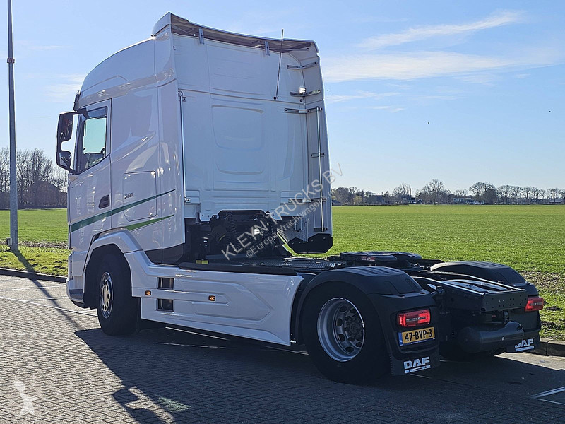 Tracteur DAF XG  SKIRTS NIGHT A/C