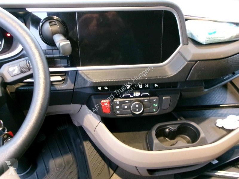 Tracteur DAF XG  FT LOW DECK 4X2